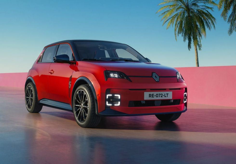 Renault 5 Gets More Range, New Technology and Fresh Colours