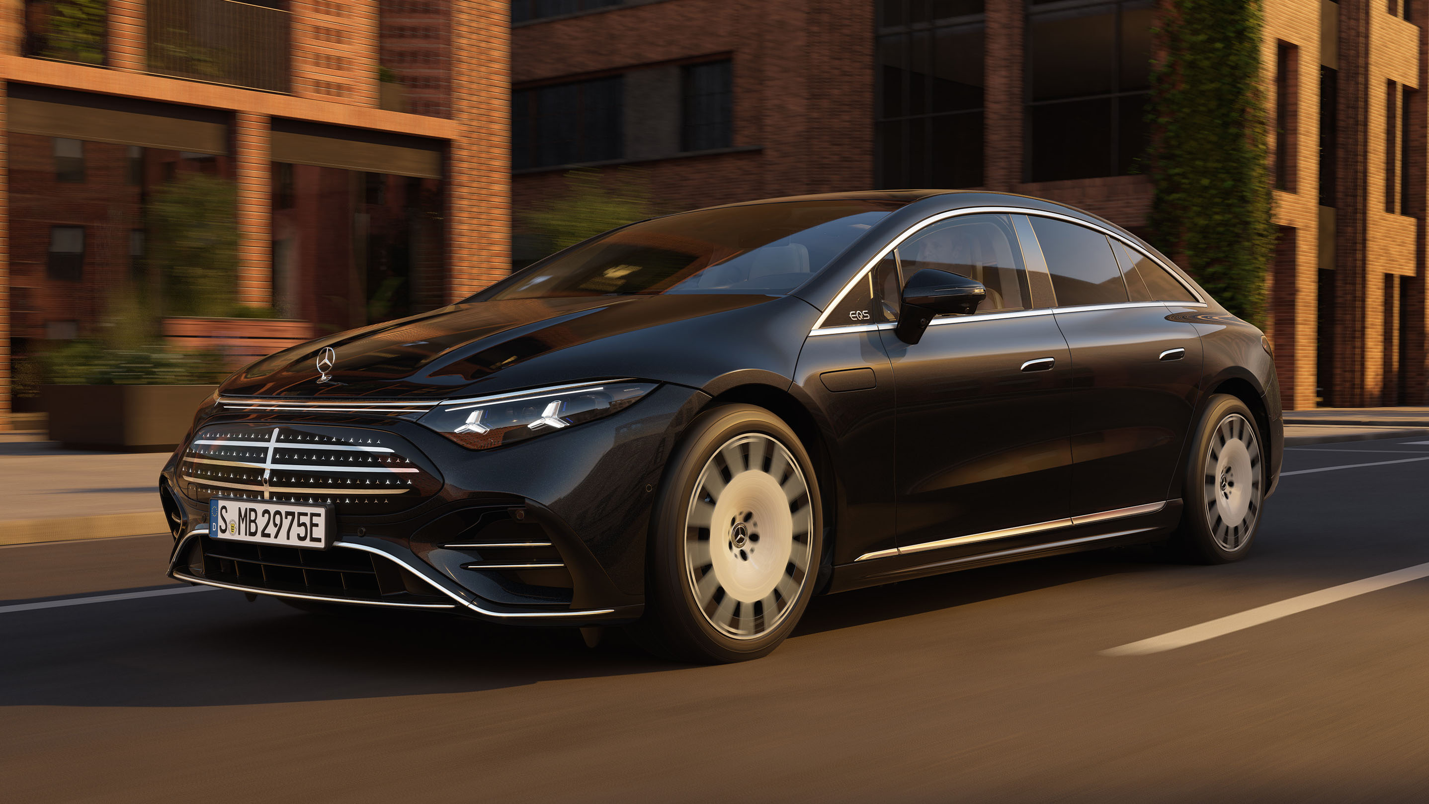 Mercedes-Benz EQS electric luxury saloon